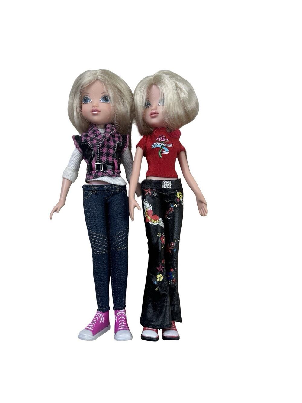 MGA Moxie Girlz Avery Doll Lot of 2 Blonde Fashion Dolls w/ Outfits & Shoes